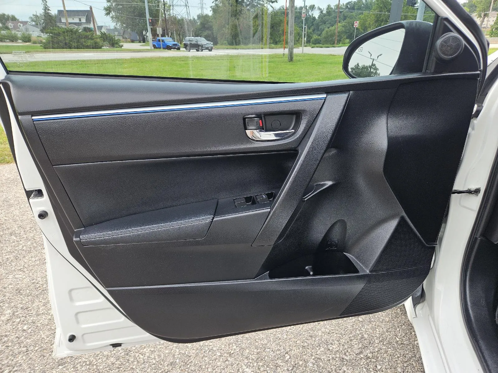 Toyota Corolla photo 11