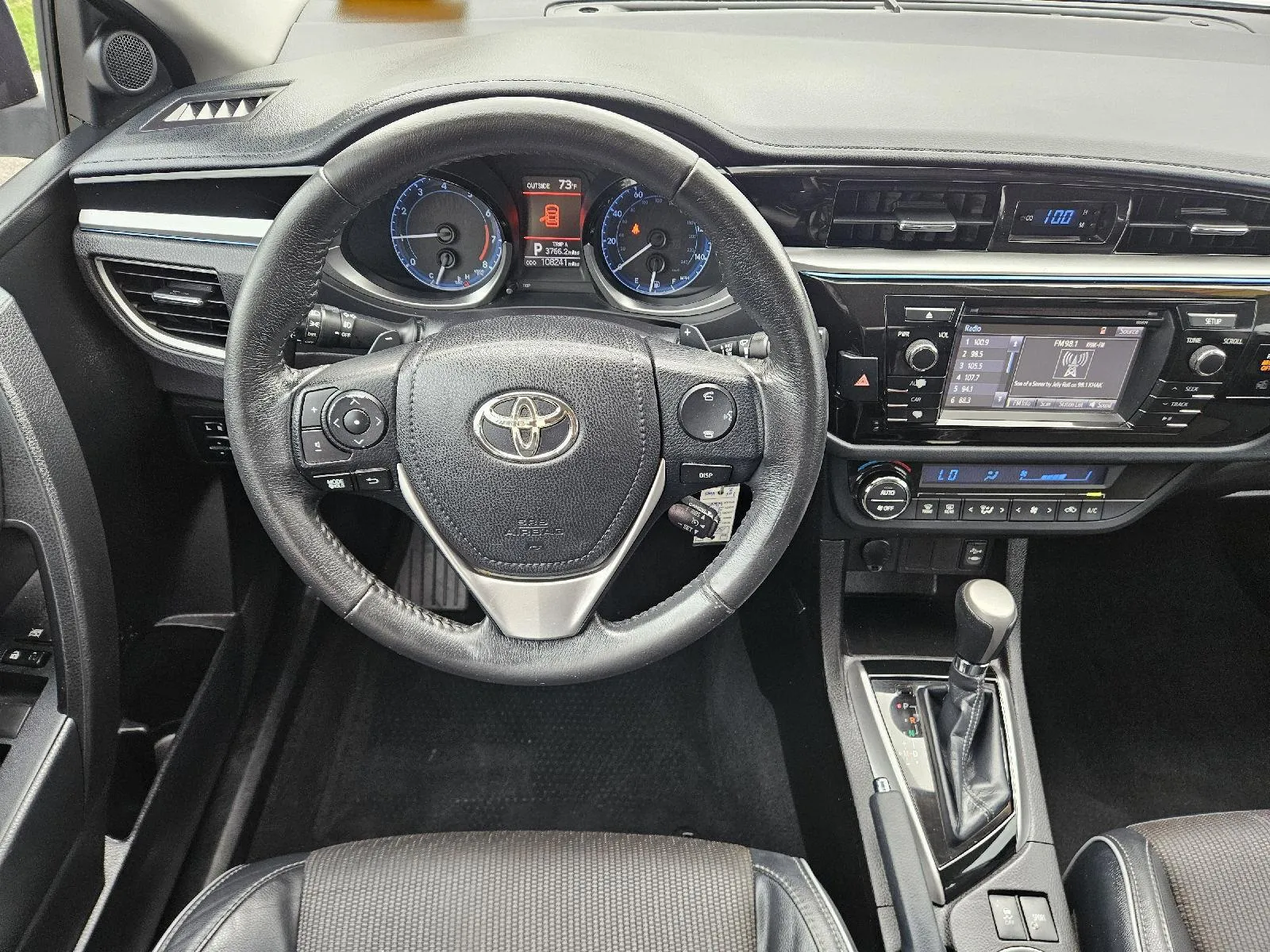 Toyota Corolla photo 14