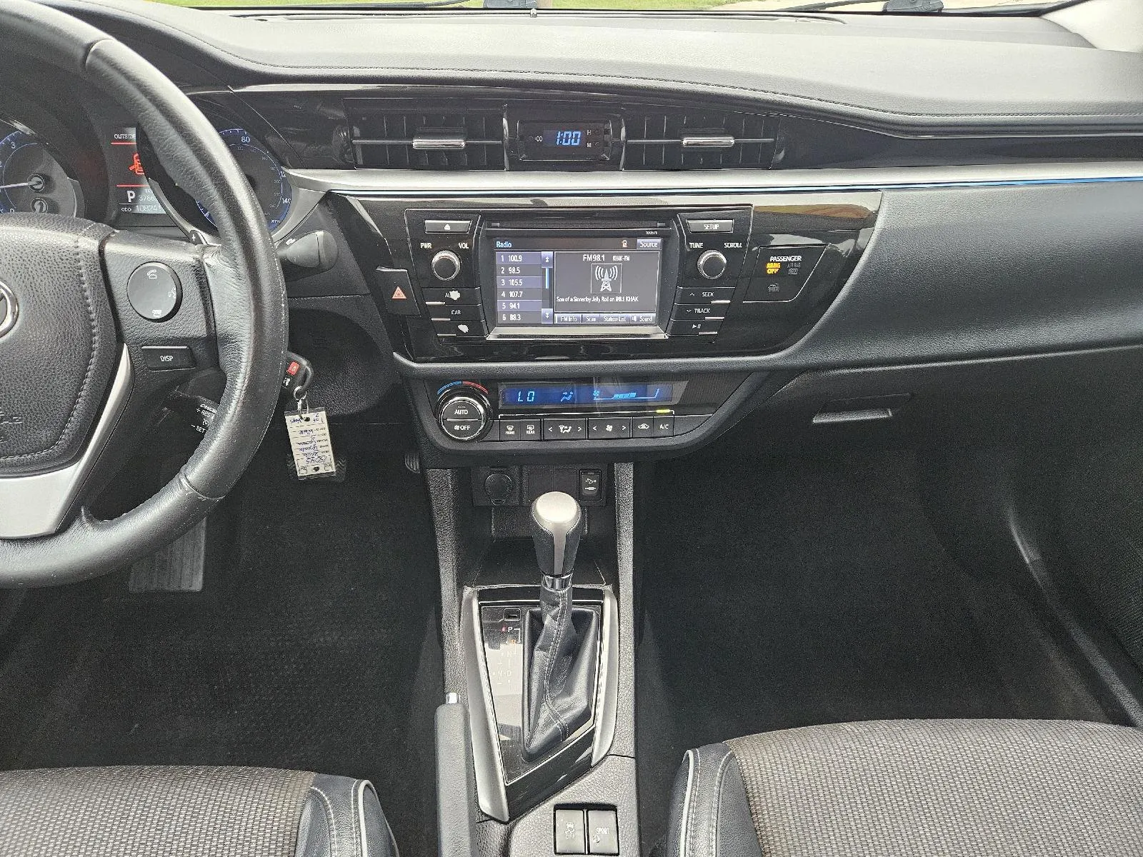 Toyota Corolla photo 15
