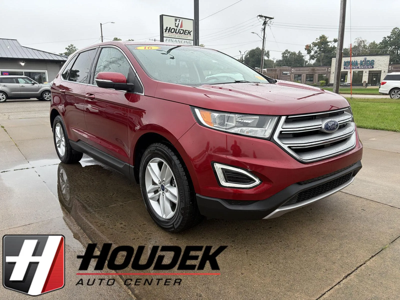 Red 2016 Ford Edge SEL for sale in Marion, IA