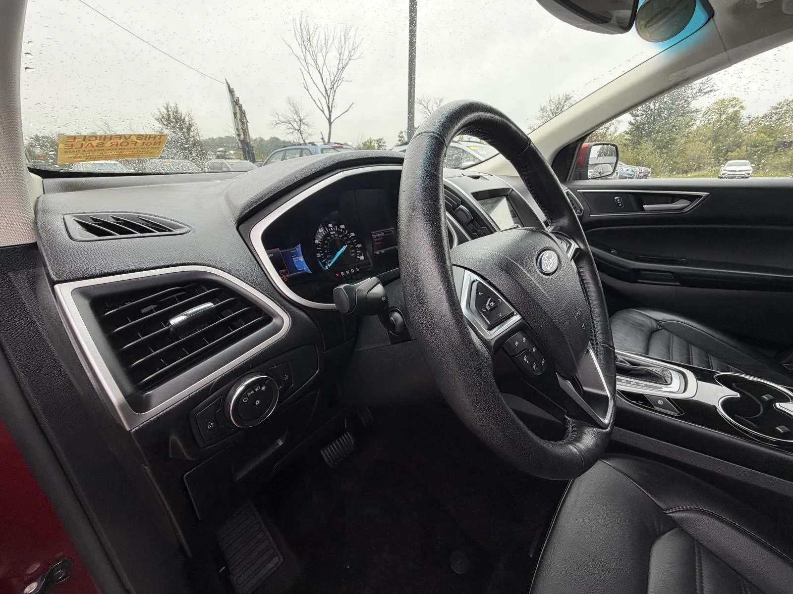 Ford Edge photo 11