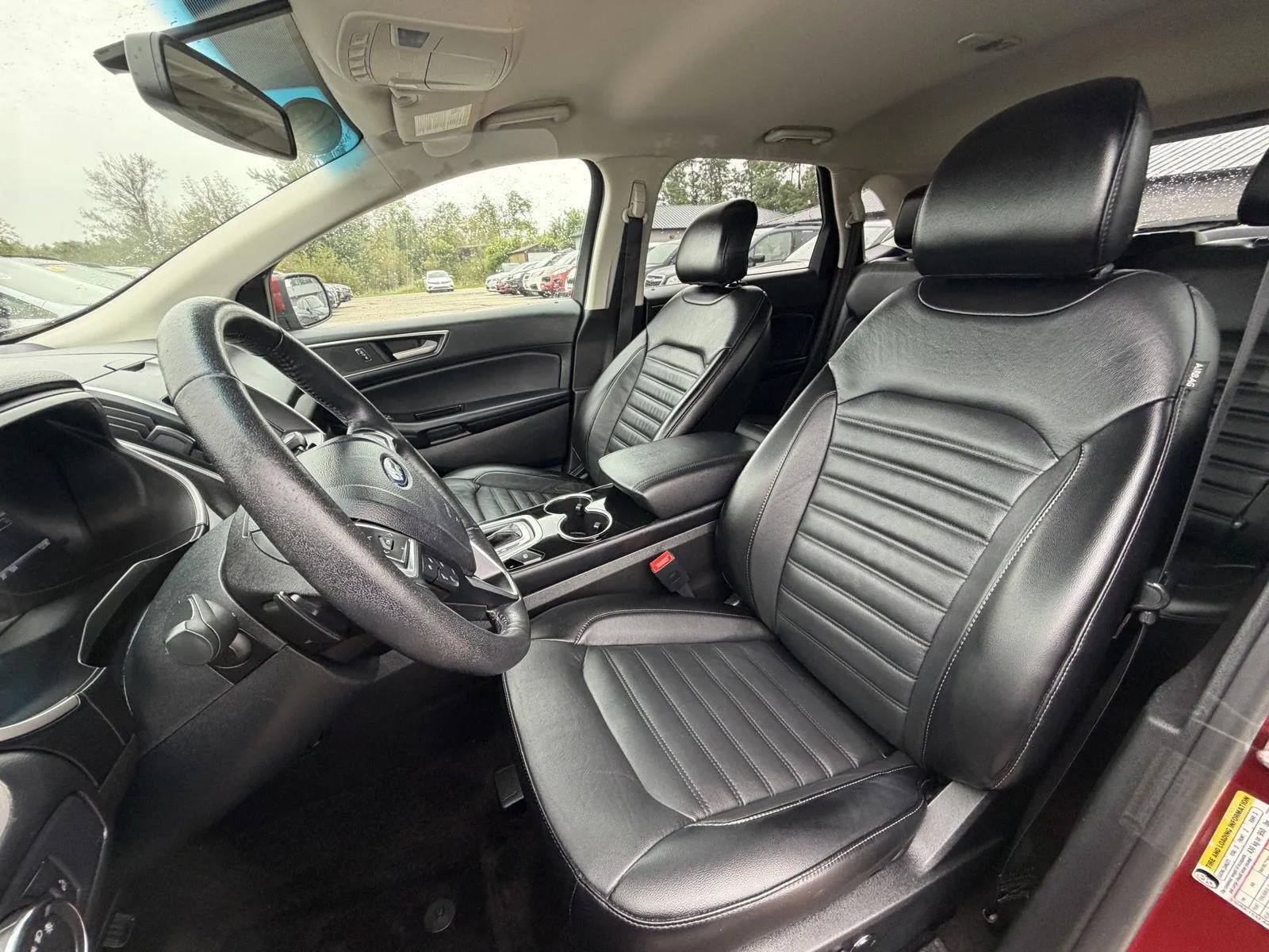 Ford Edge photo 13