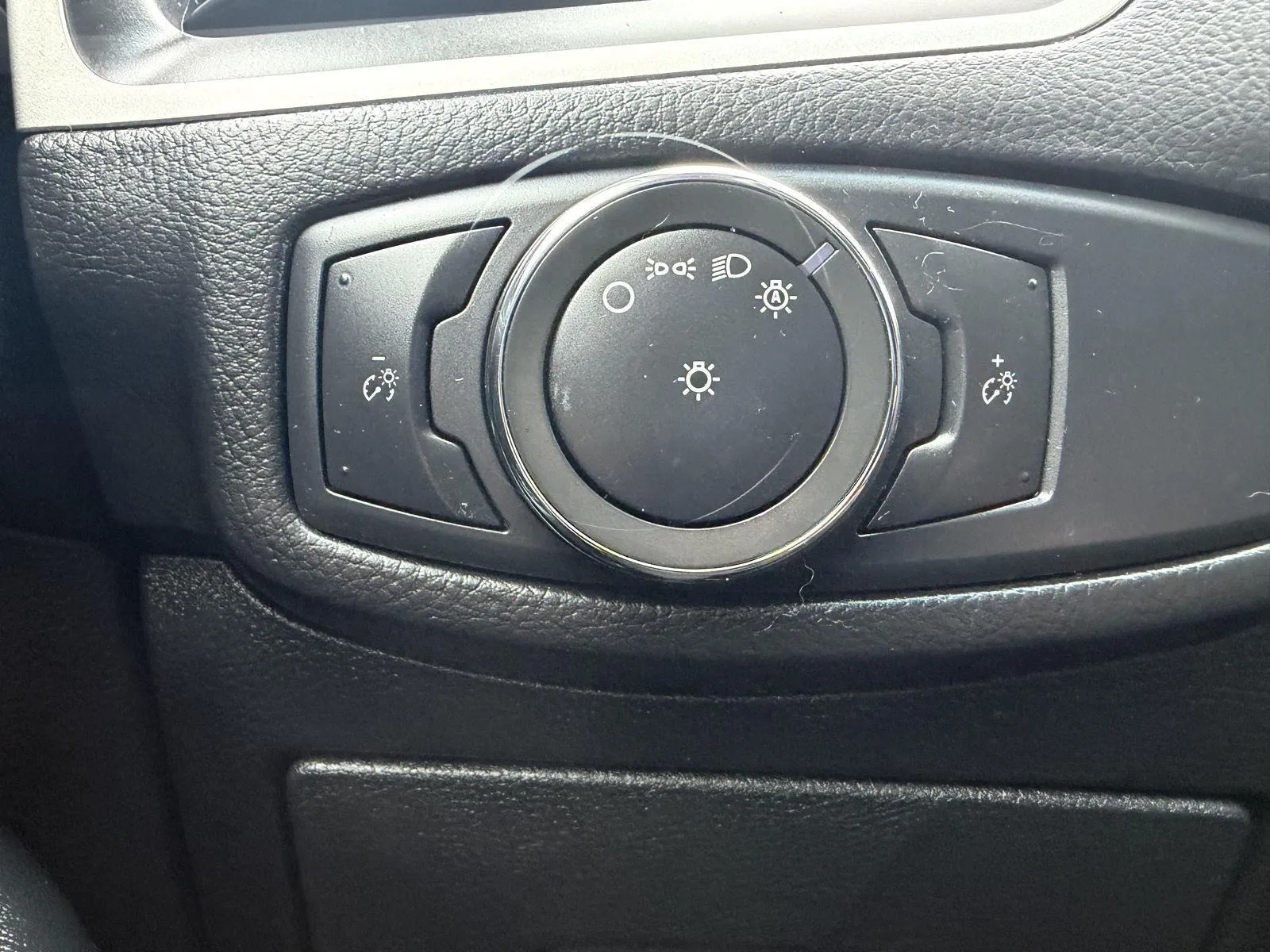 Ford Edge photo 25