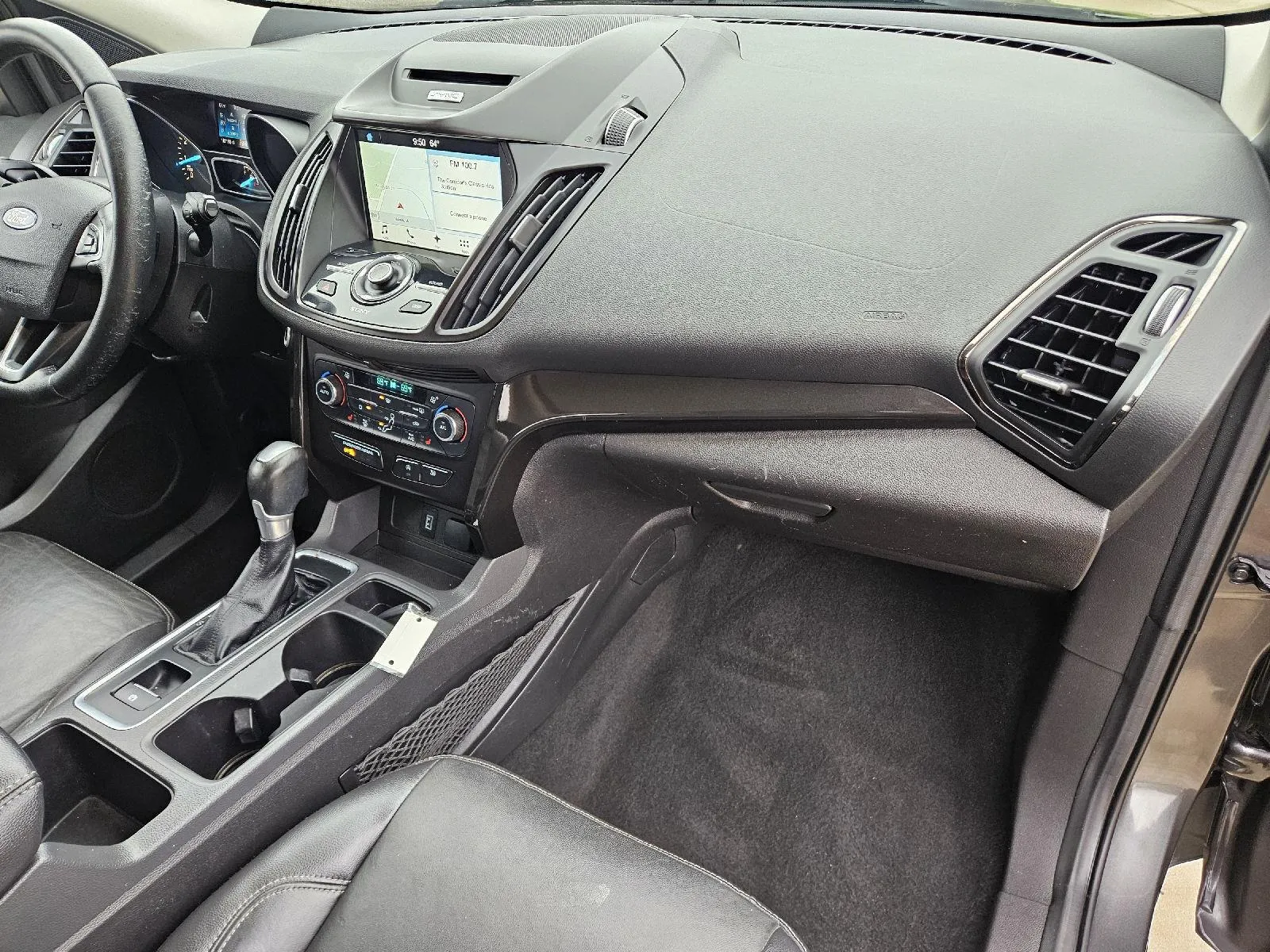 Ford Escape photo 17