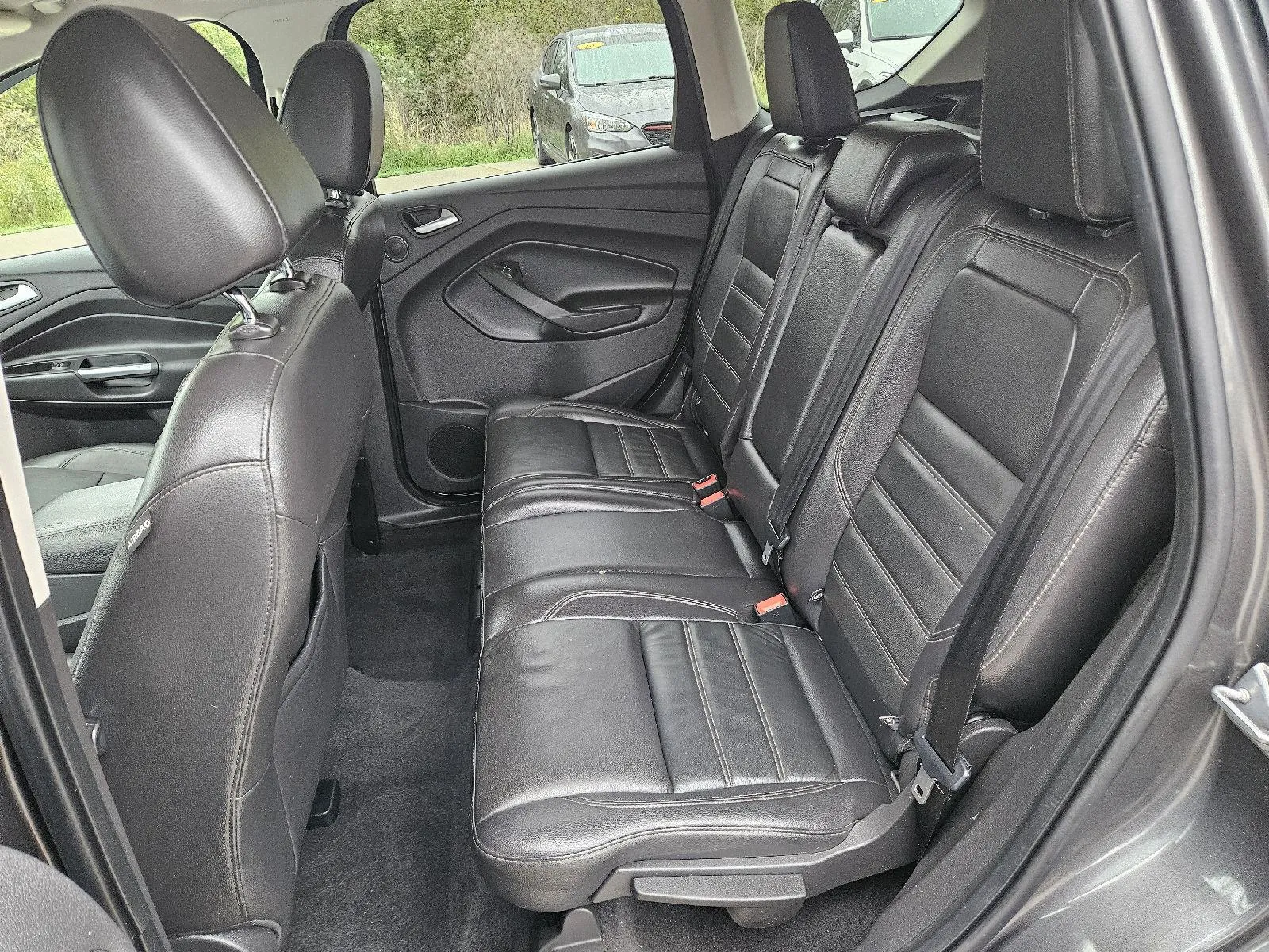 Ford Escape photo 18