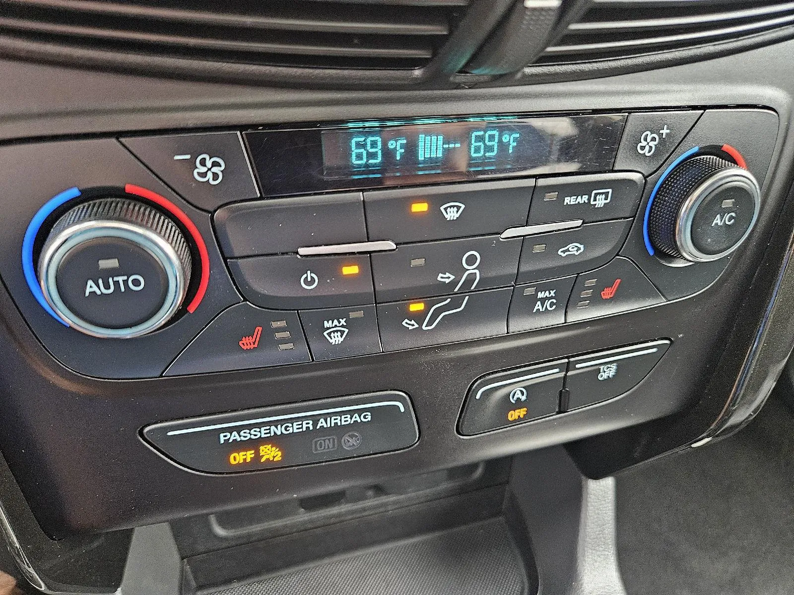 Ford Escape photo 23