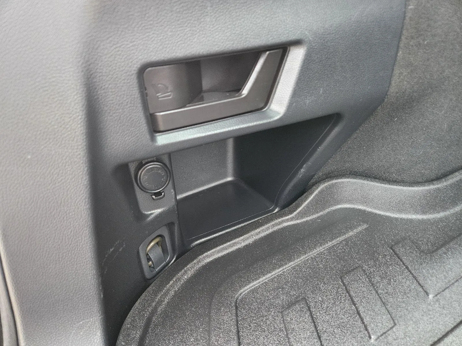 Subaru Outback photo 21
