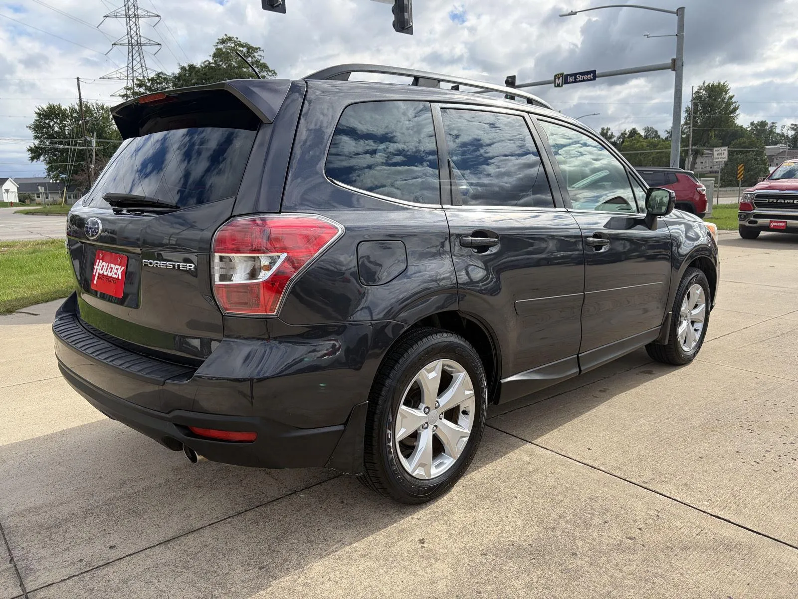 Subaru Forester photo 8
