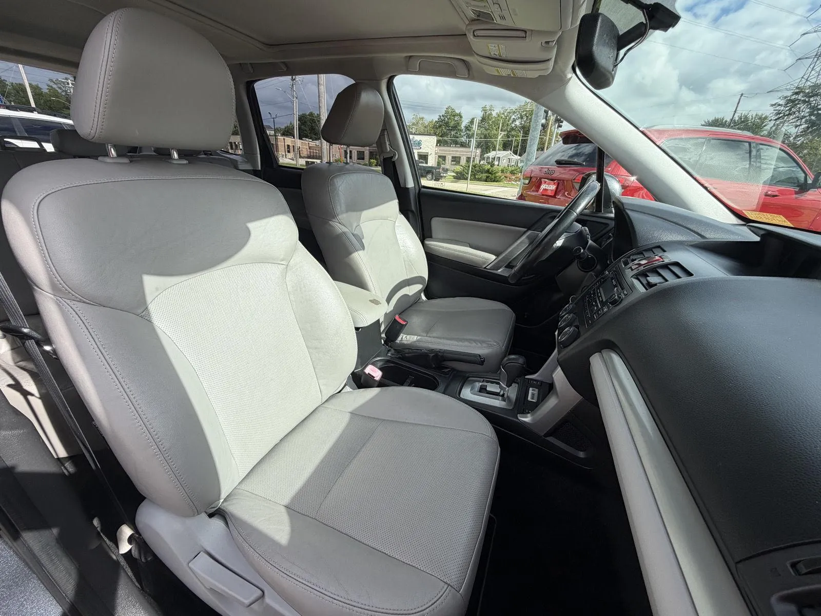 Subaru Forester photo 16