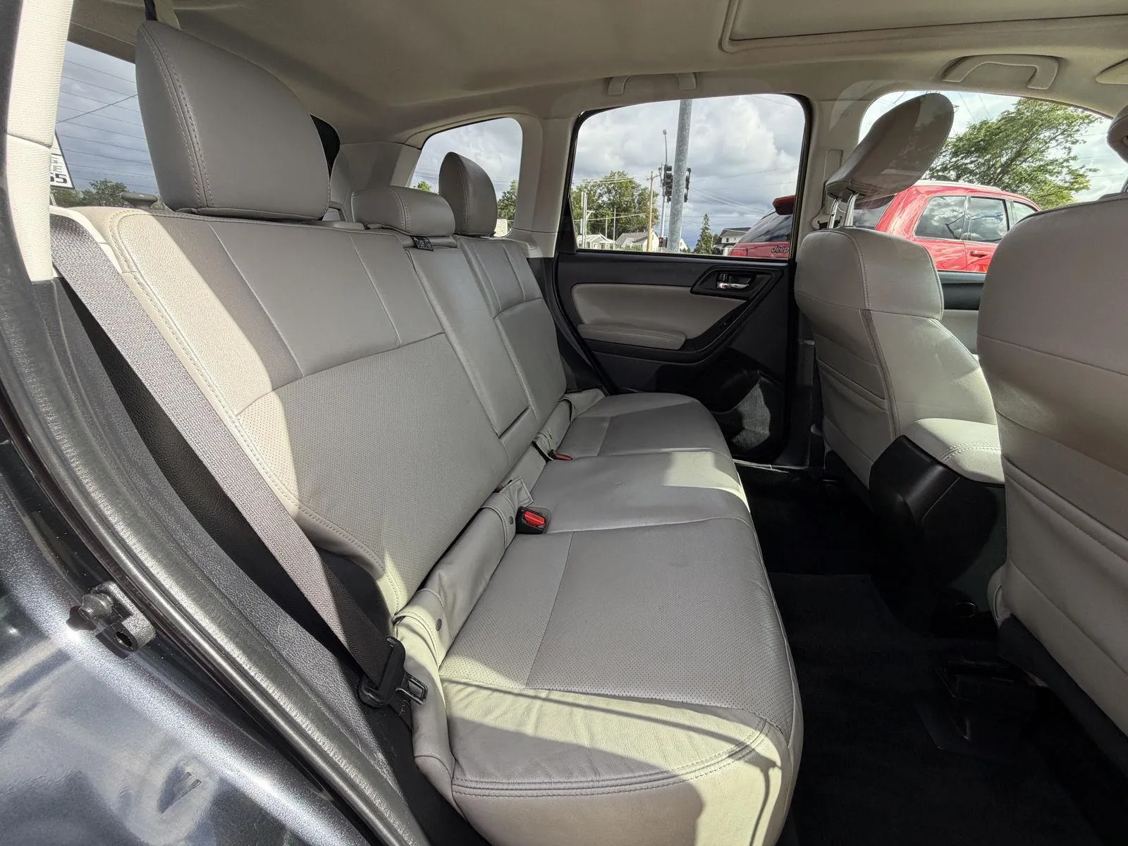 Subaru Forester photo 17