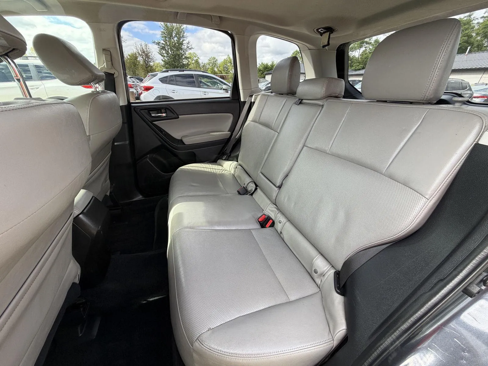 Subaru Forester photo 18