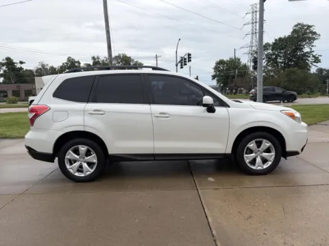 More photos of 2015 Subaru Forester 2.5i Limited at Houdek Auto Center, IA
