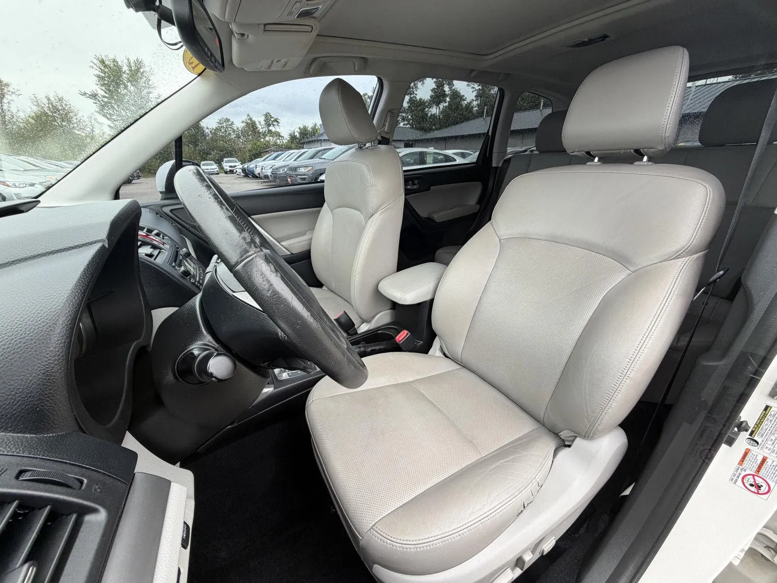 Subaru Forester photo 13