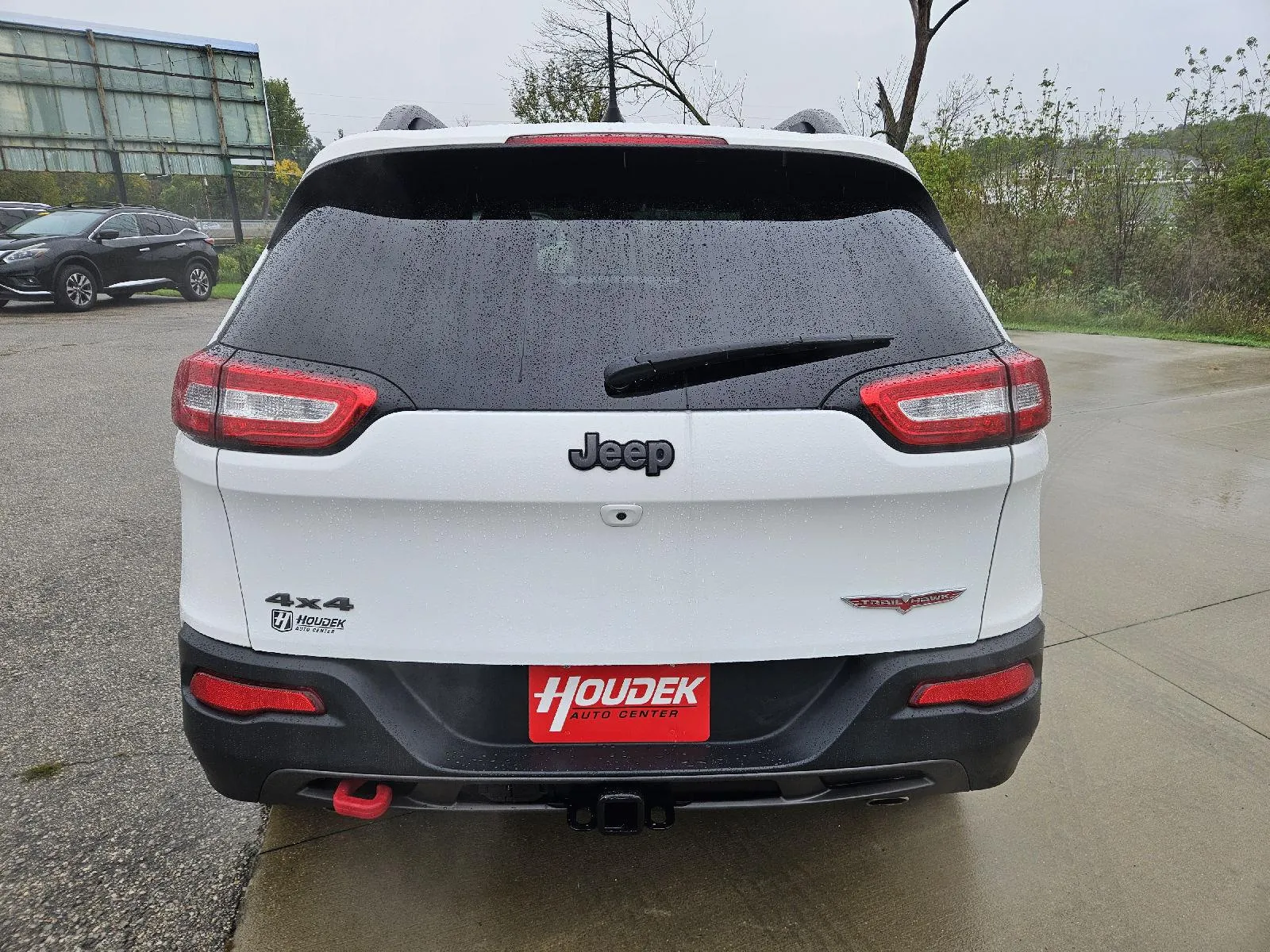 Jeep Cherokee photo 7