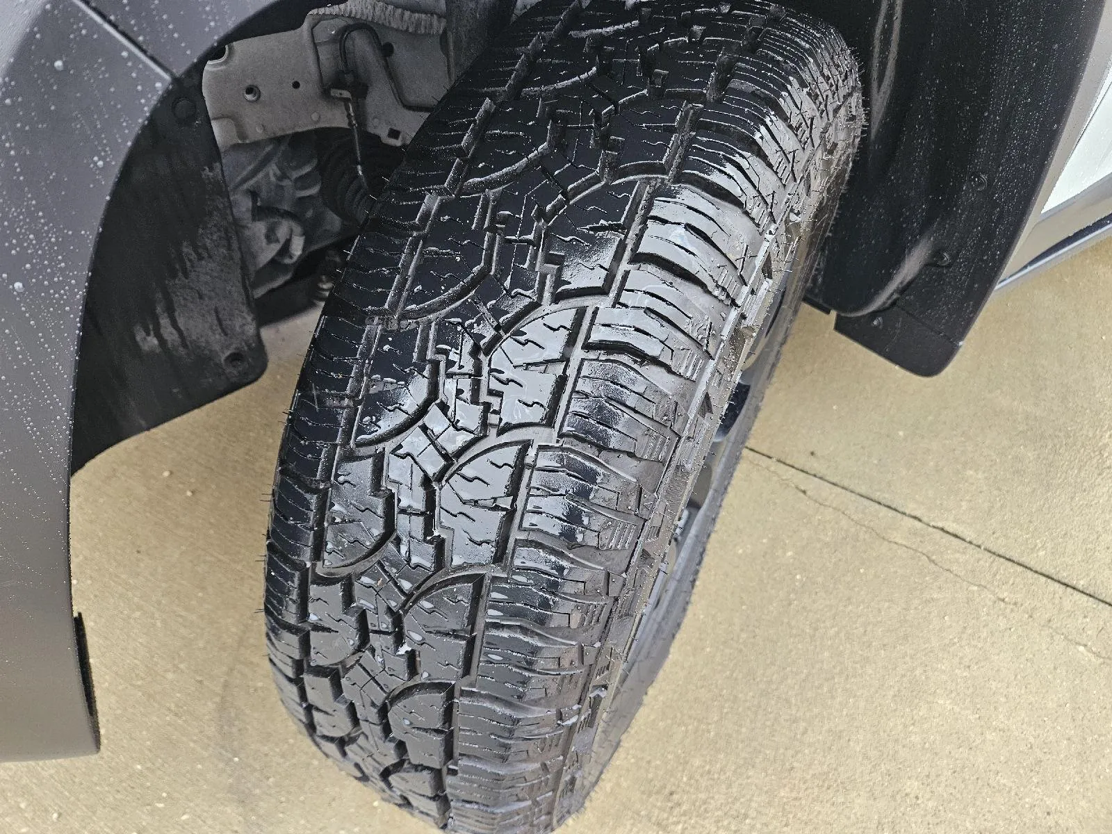 Jeep Cherokee photo 10