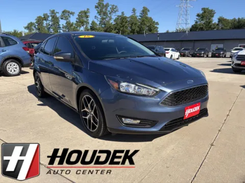 Blue 2018 Ford Focus SEL for sale in Marion, IA