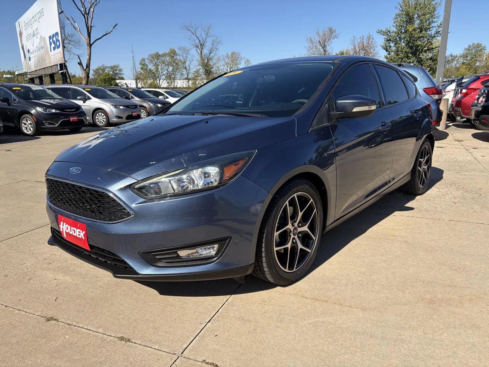 Ford Focus photo 3