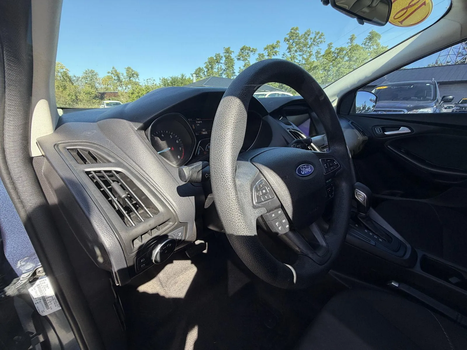 Ford Focus photo 11