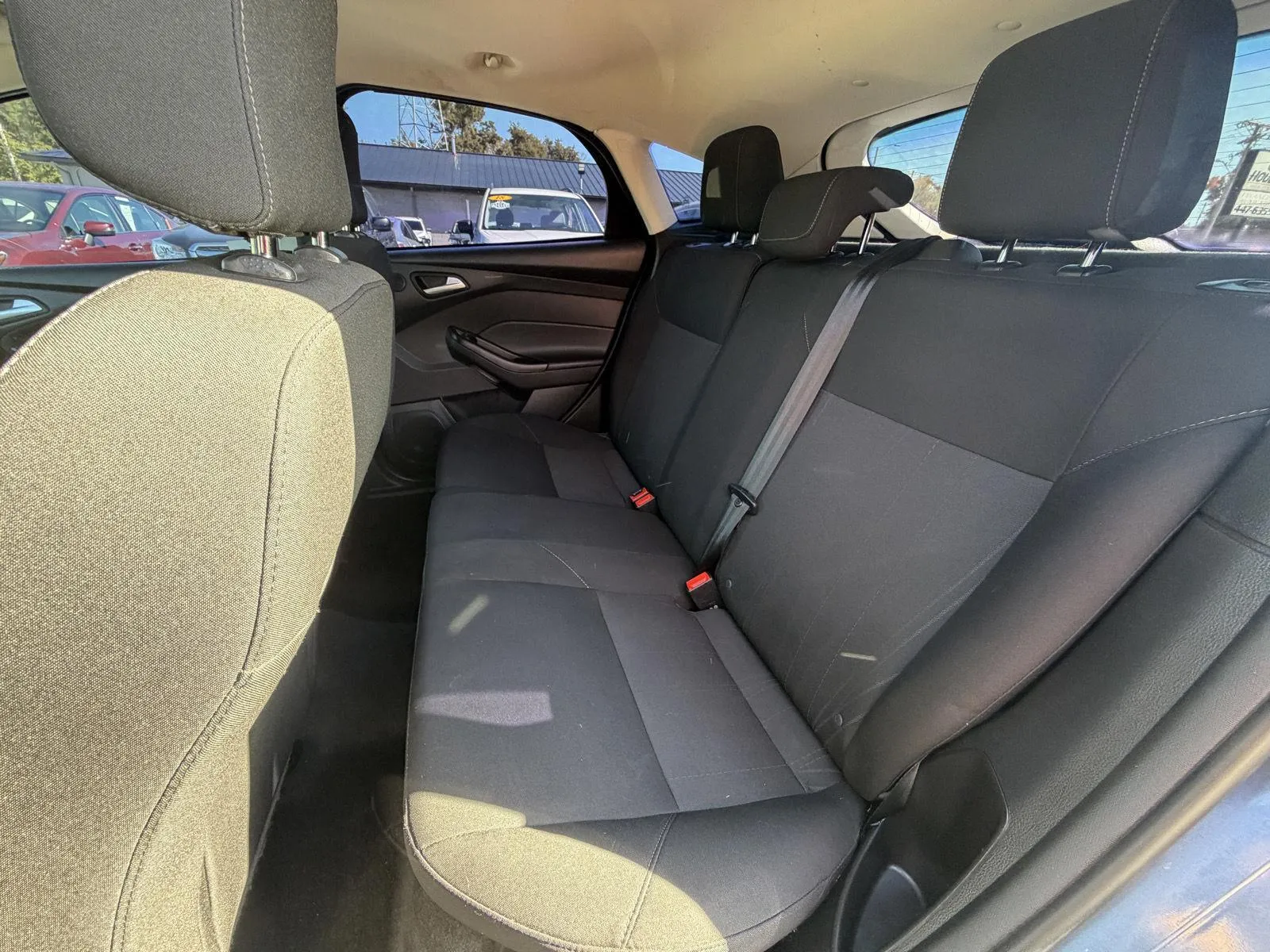 Ford Focus photo 17