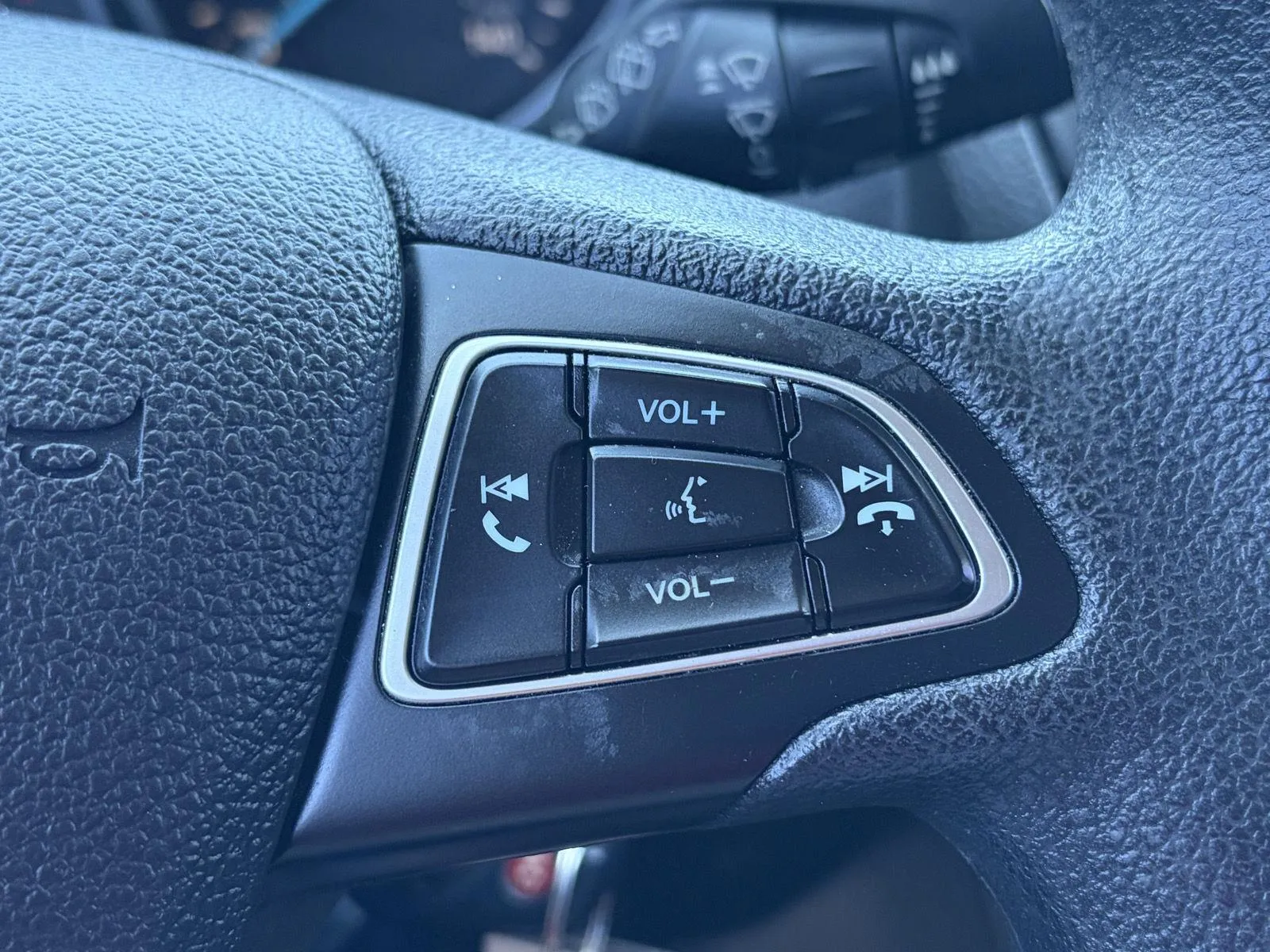 Ford Focus photo 25