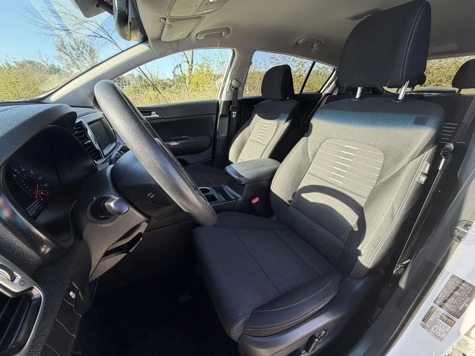 Kia Sportage photo 14