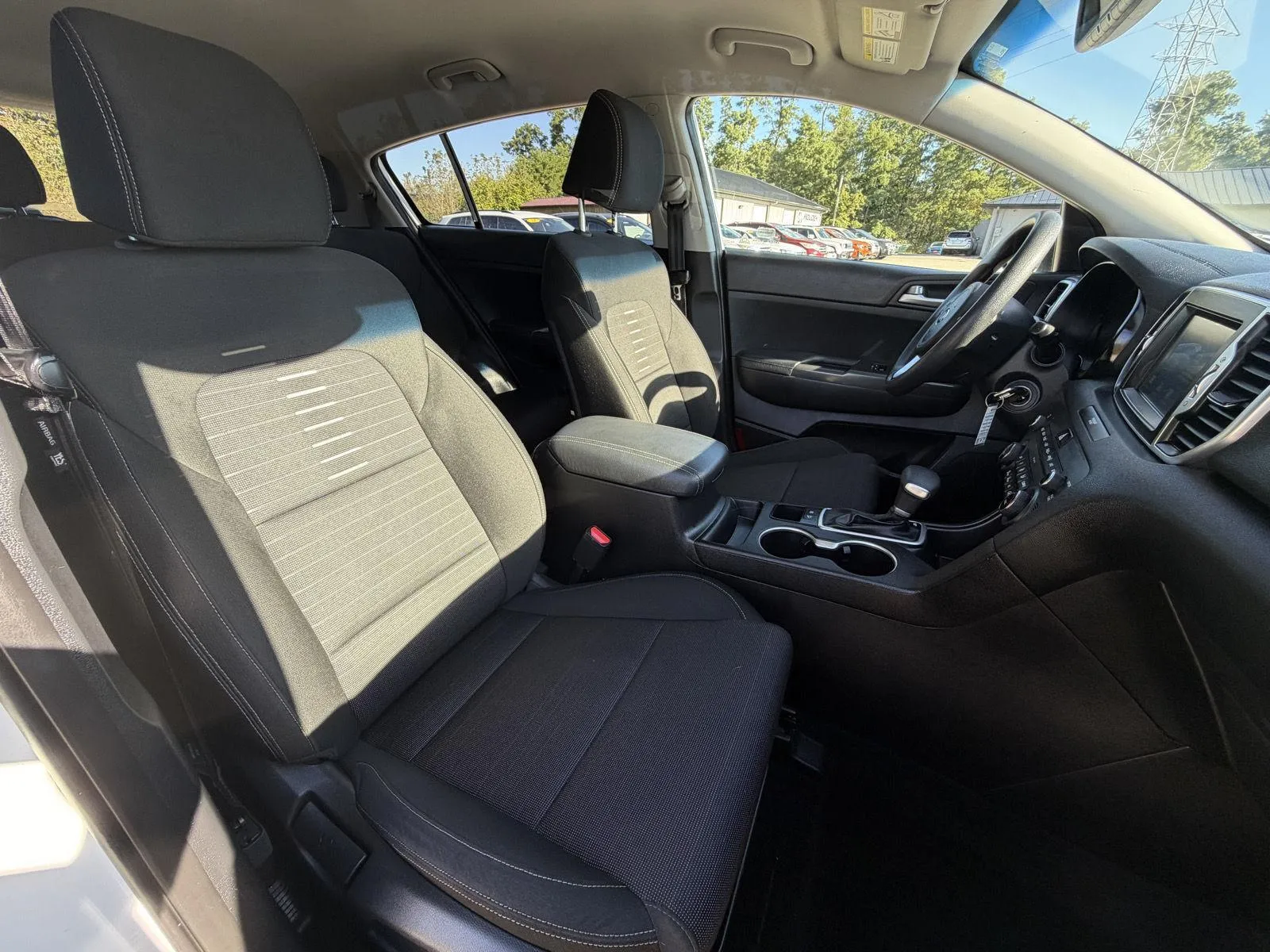 Kia Sportage photo 16