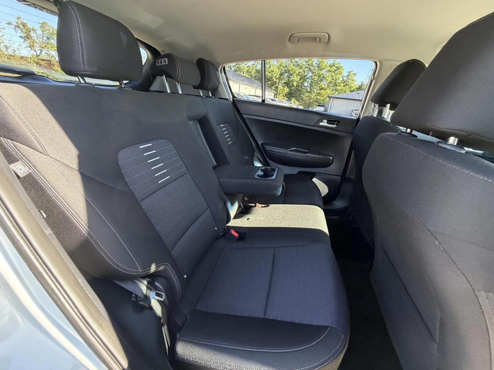 Kia Sportage photo 17
