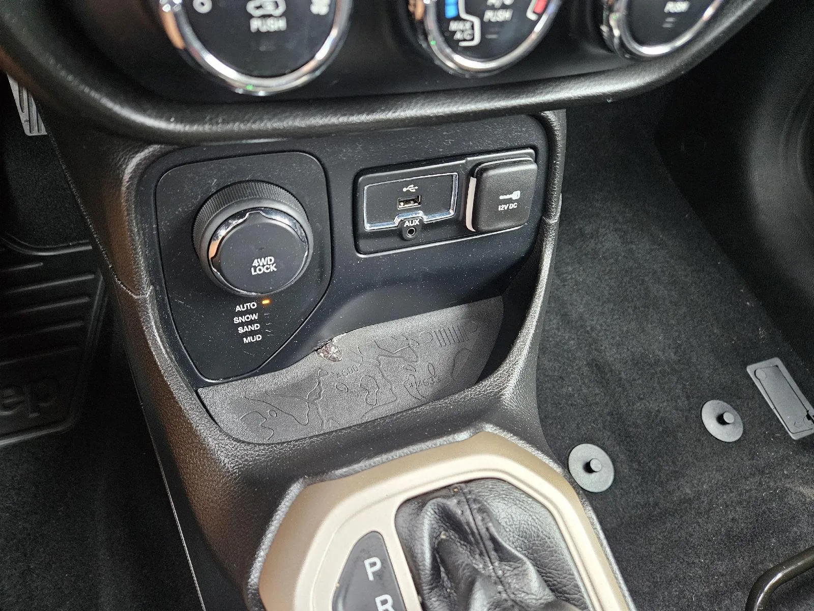 Jeep Renegade photo 19