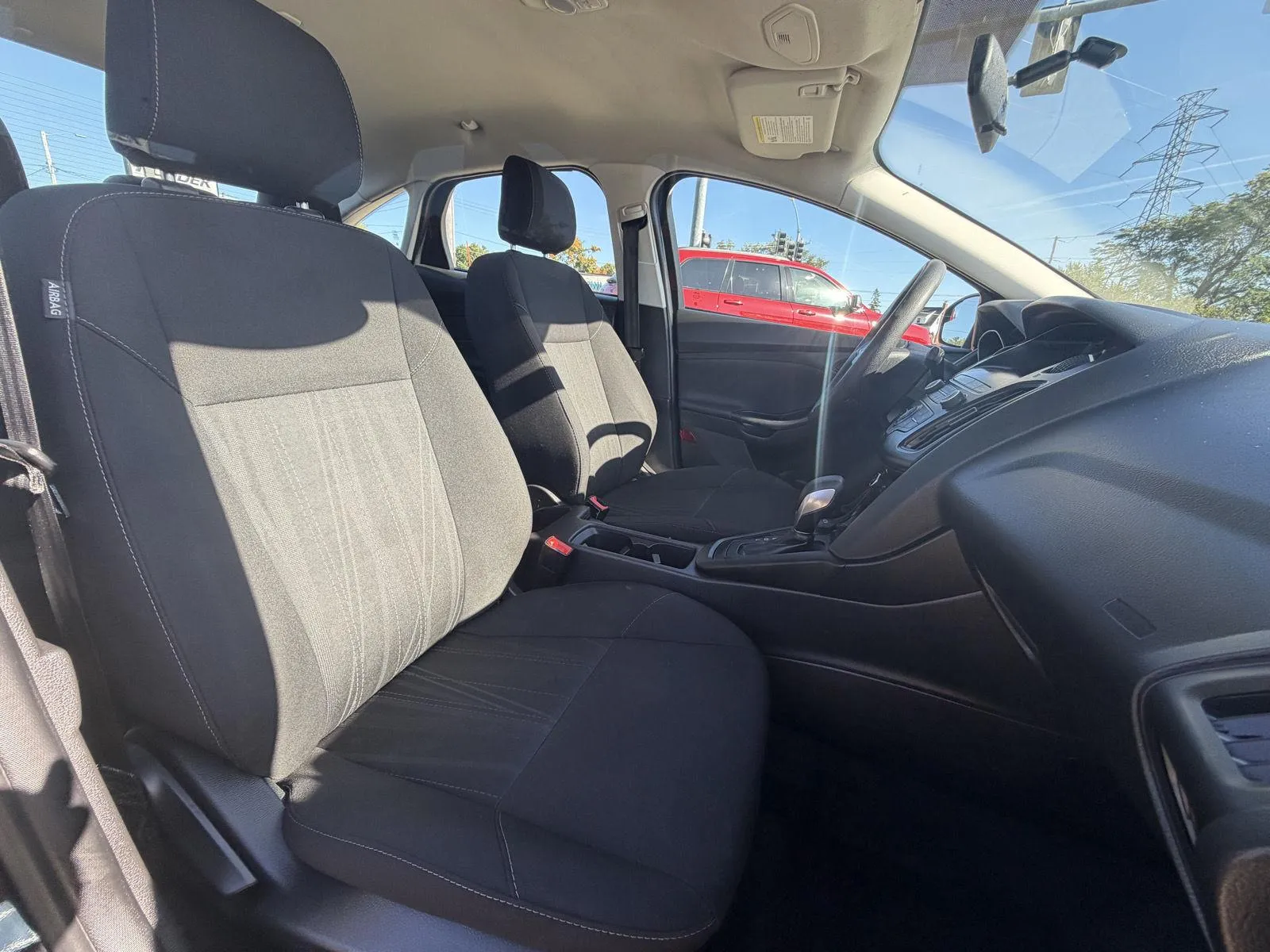 Ford Focus photo 15