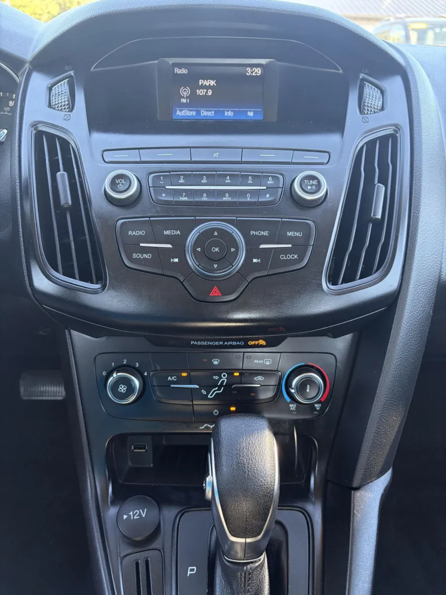 Ford Focus photo 23