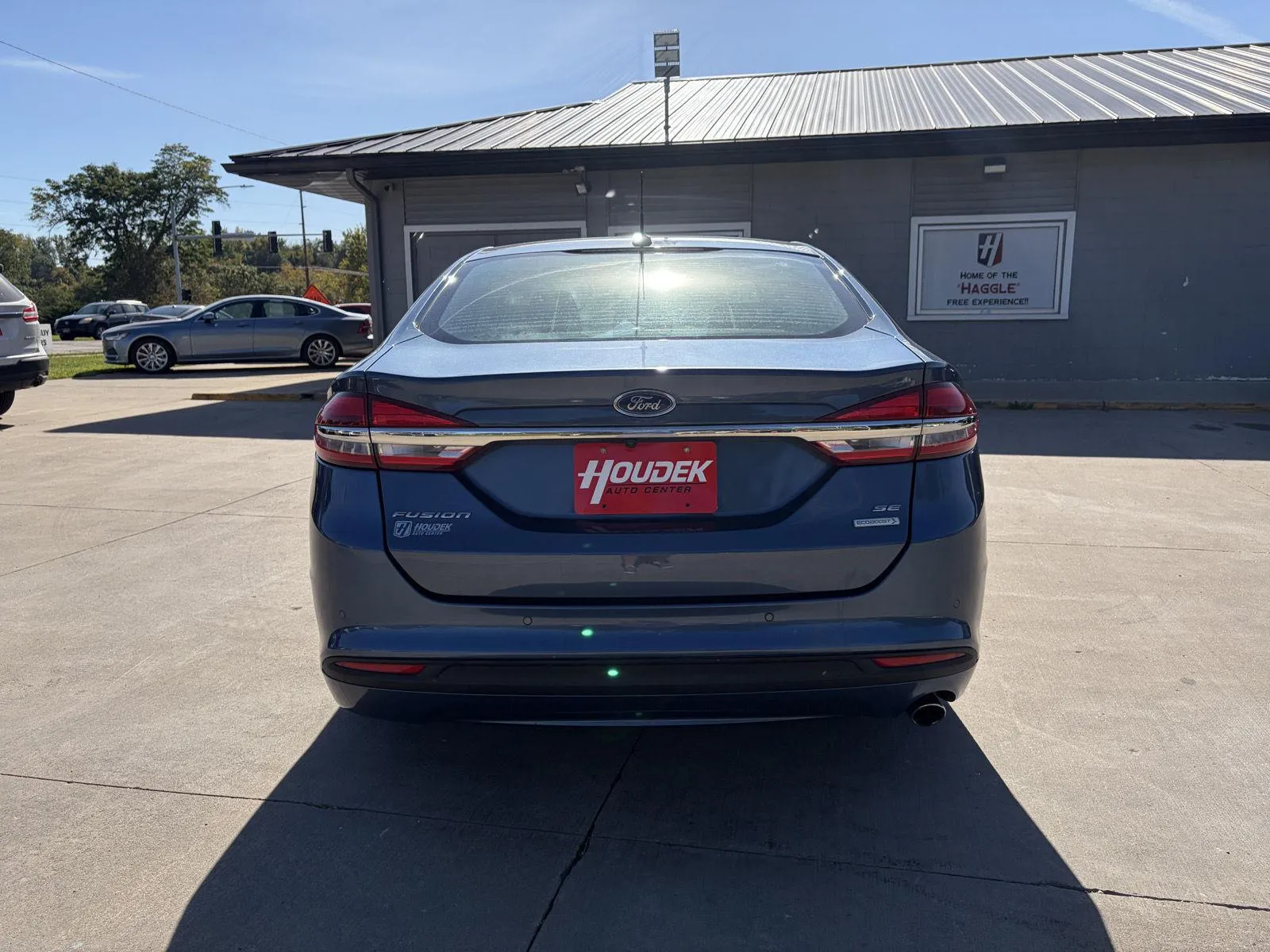 Ford Fusion photo 7