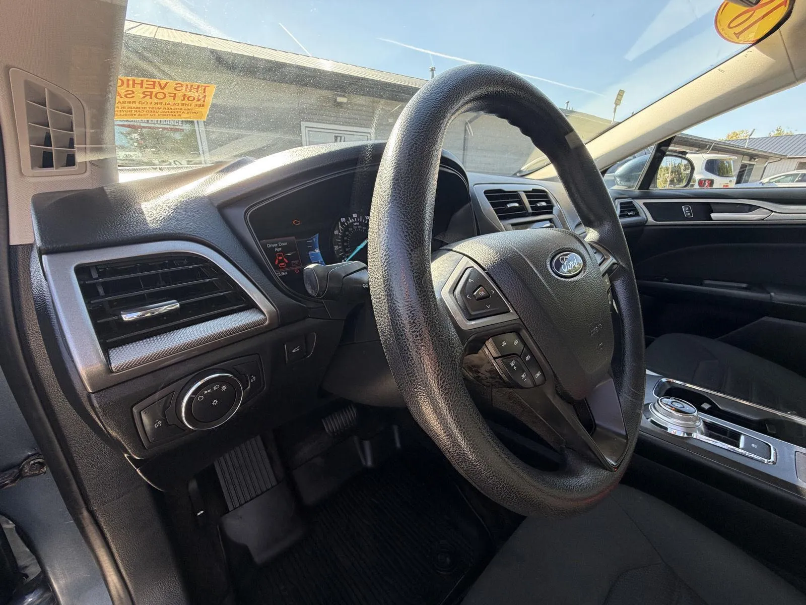Ford Fusion photo 12
