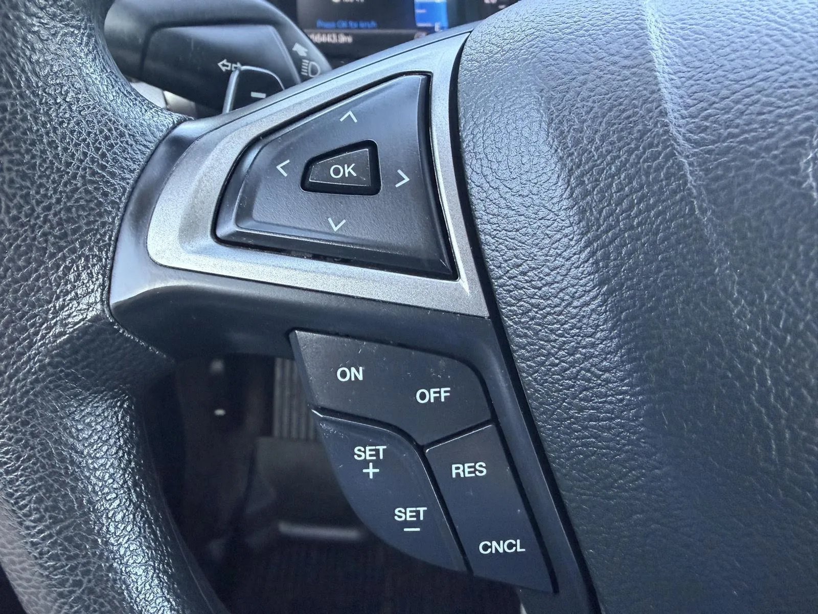 Ford Fusion photo 24