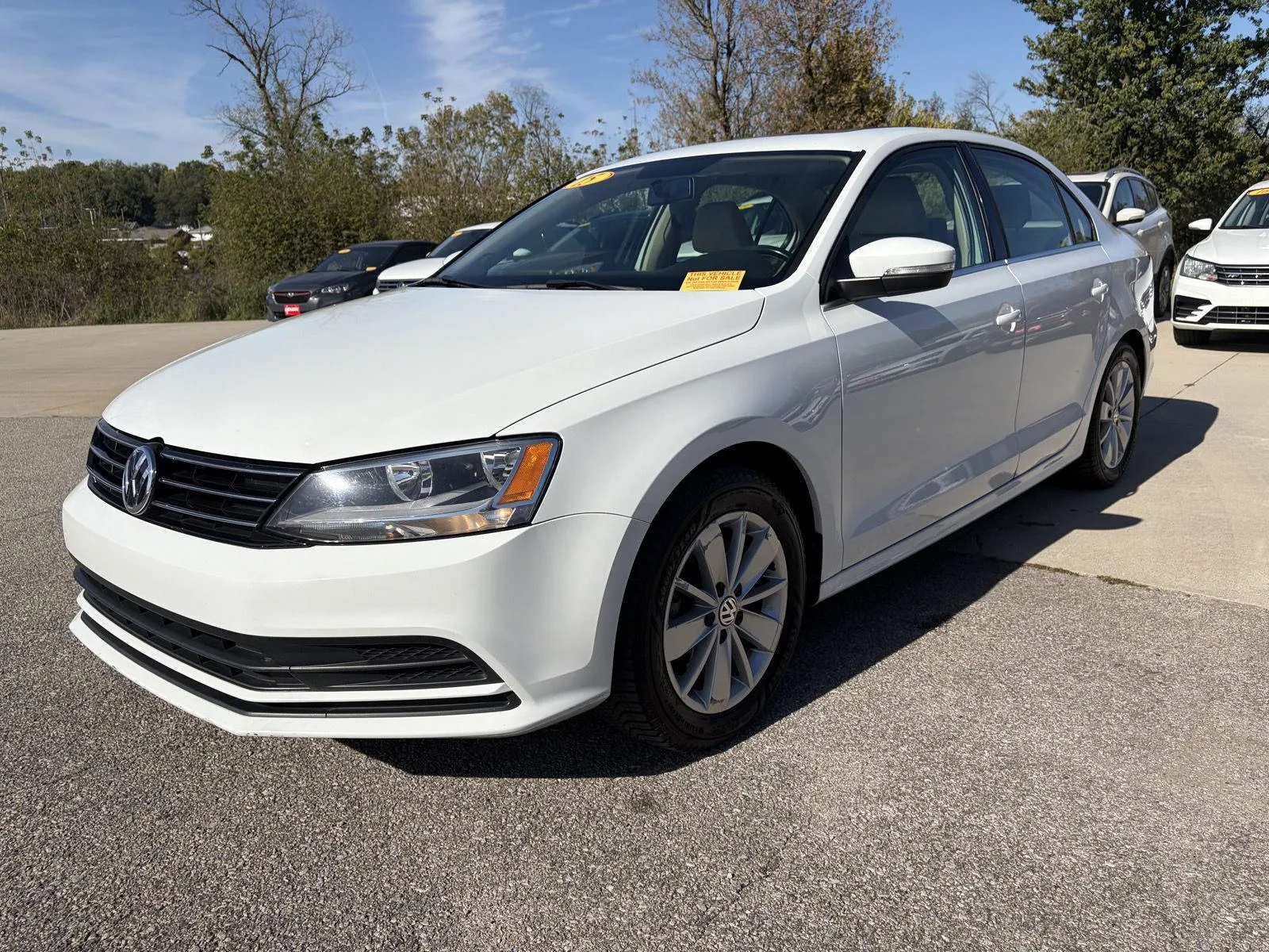 Volkswagen Jetta photo 3