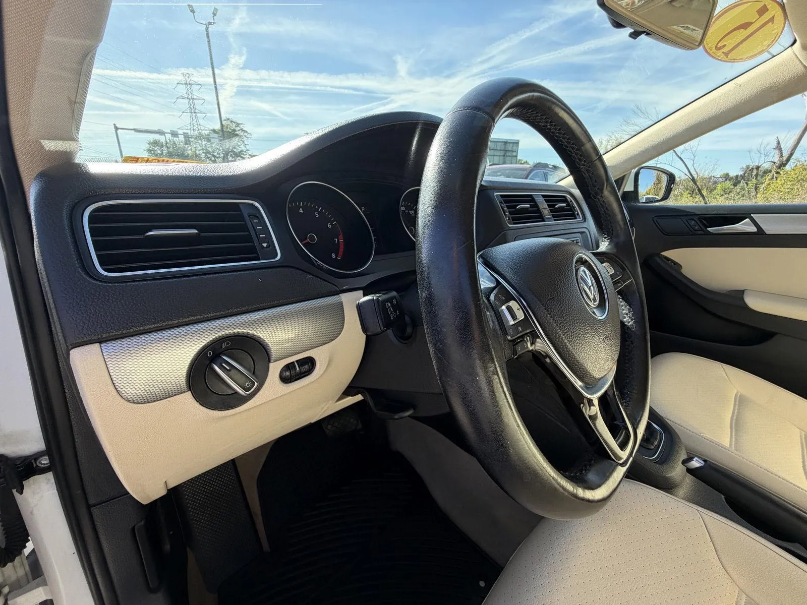 Volkswagen Jetta photo 12