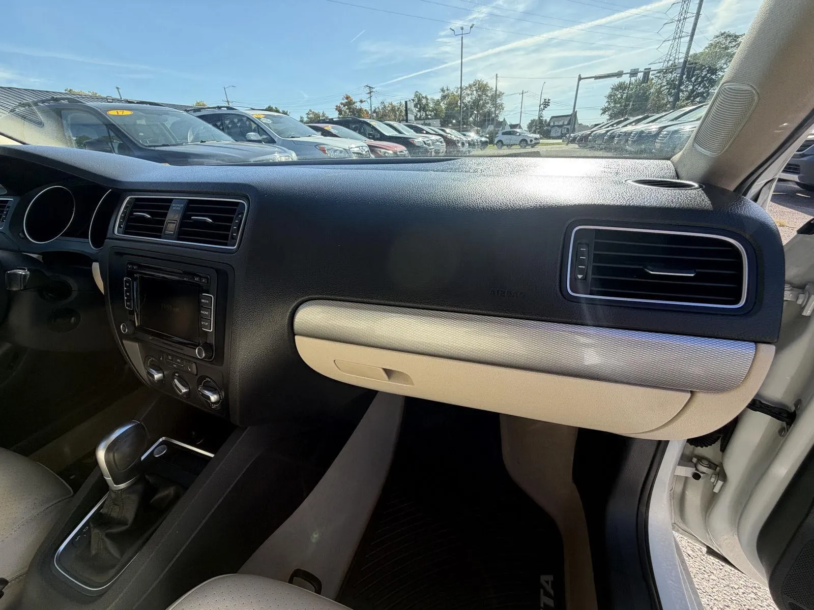 Volkswagen Jetta photo 15