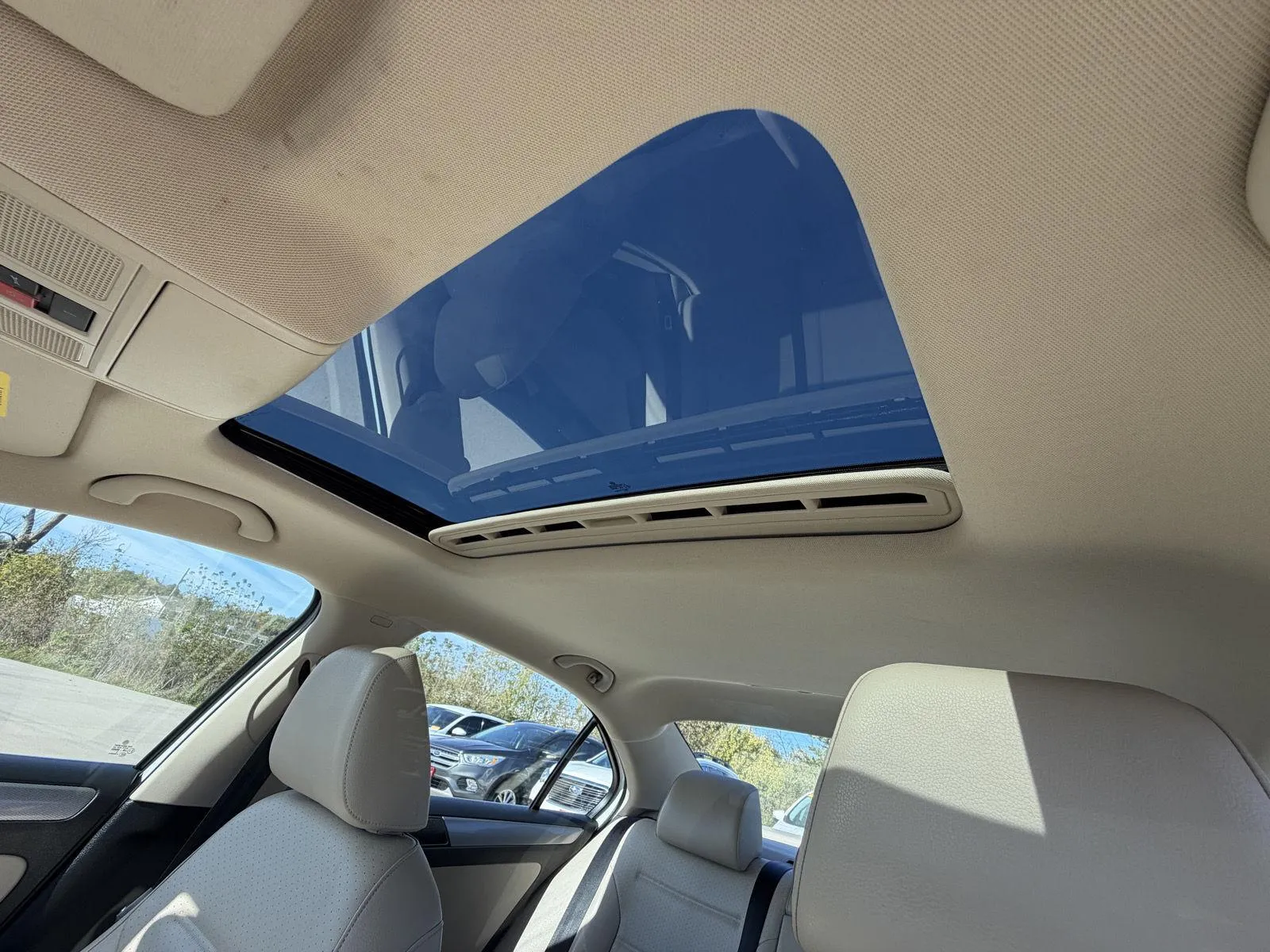 Volkswagen Jetta photo 31