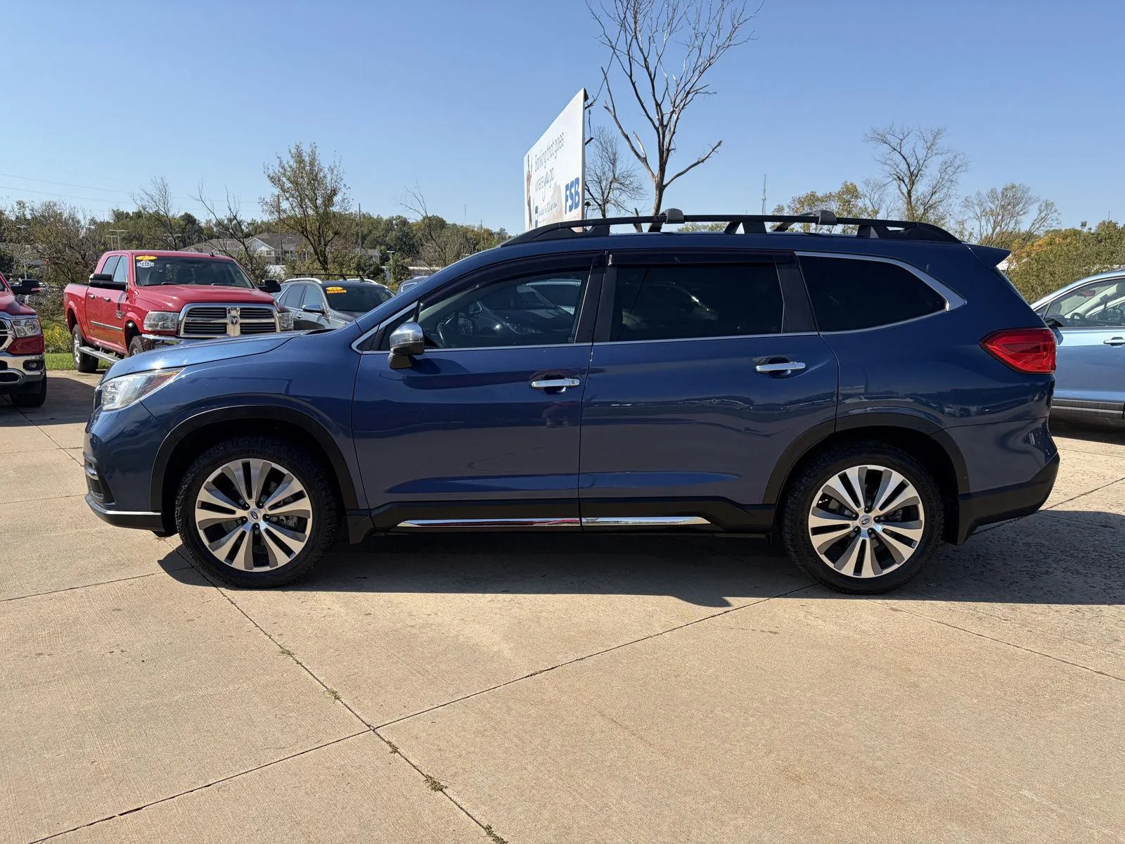 Subaru Ascent photo 5