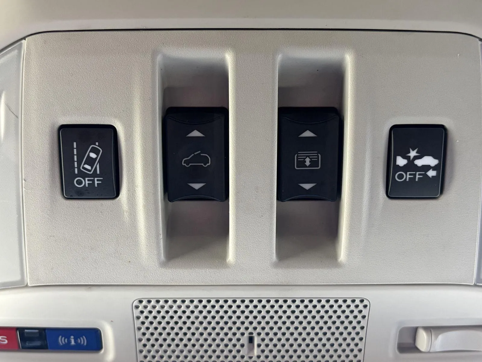 Subaru Ascent photo 35