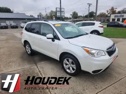 White 2015 Subaru Forester 2.5i Premium for sale in Marion, IA