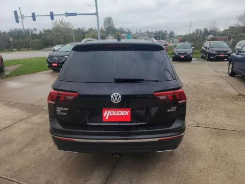 More photos of 2018 Volkswagen Tiguan SEL at Houdek Auto Center, IA