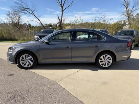 More photos of 2018 Volkswagen Passat 2.0T SE at Houdek Auto Center, IA
