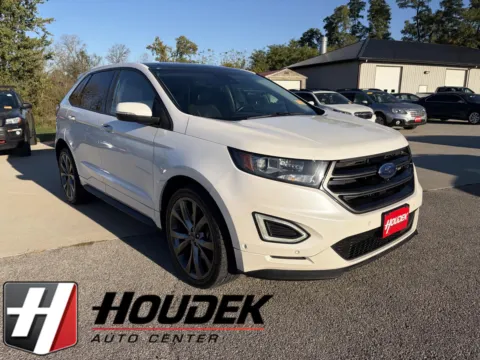 White 2016 Ford Edge Sport for sale in Marion, IA