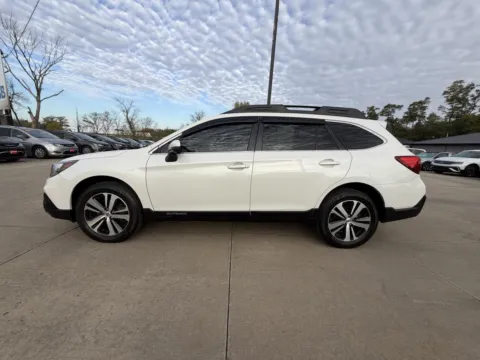 More photos of 2019 Subaru Outback Limited at Houdek Auto Center, IA