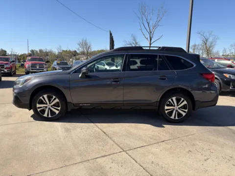 More photos of 2018 Subaru Outback Limited at Houdek Auto Center, IA