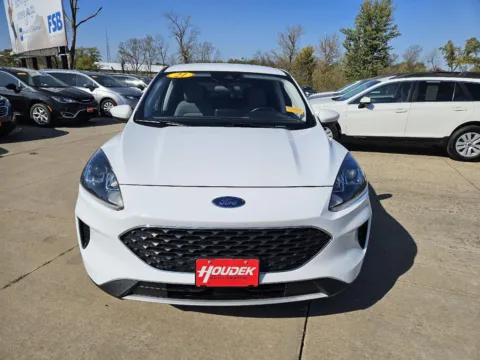 Photos of 2021 Ford Escape SE for sale in Marion, IA at Houdek Auto Center