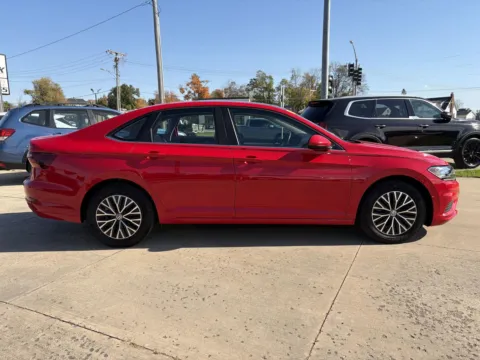 More photos of 2019 Volkswagen Jetta SE at Houdek Auto Center, IA
