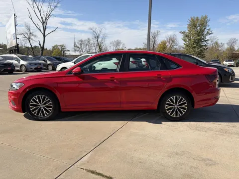 More photos of 2019 Volkswagen Jetta SE at Houdek Auto Center, IA
