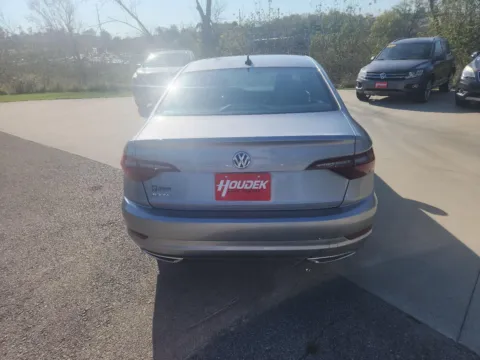 More photos of 2021 Volkswagen Jetta R-Line at Houdek Auto Center, IA
