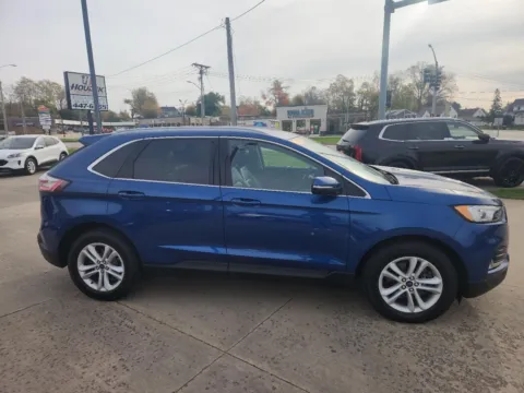 Photos of 2020 Ford Edge SEL for sale in Marion, IA at Houdek Auto Center